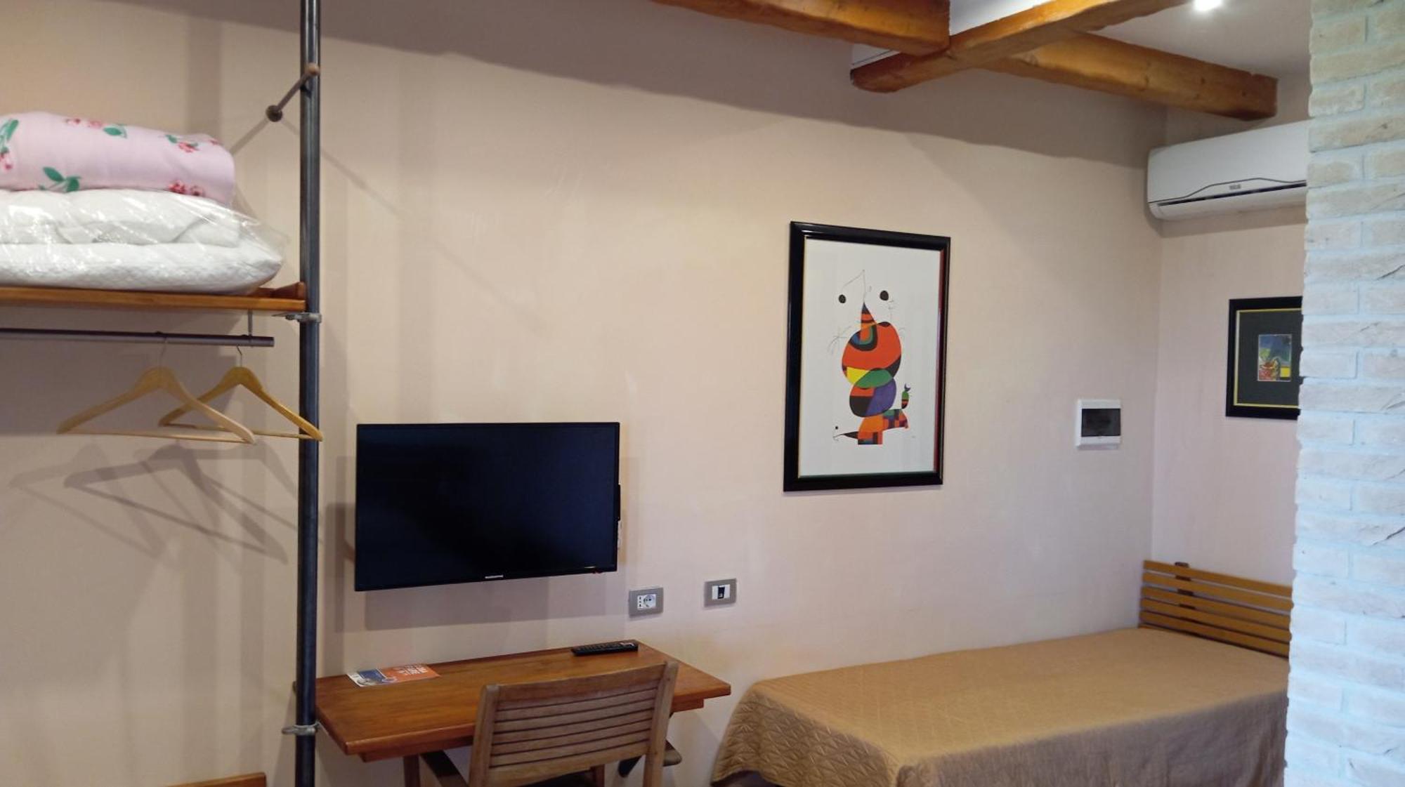 Parma Country Room Montechiarugolo Buitenkant foto